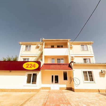 224 Hotell Almaty Eksteriør bilde