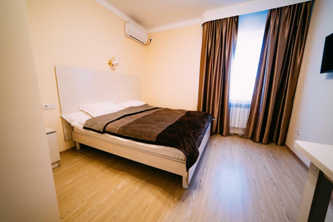 224 Hotell Almaty Eksteriør bilde