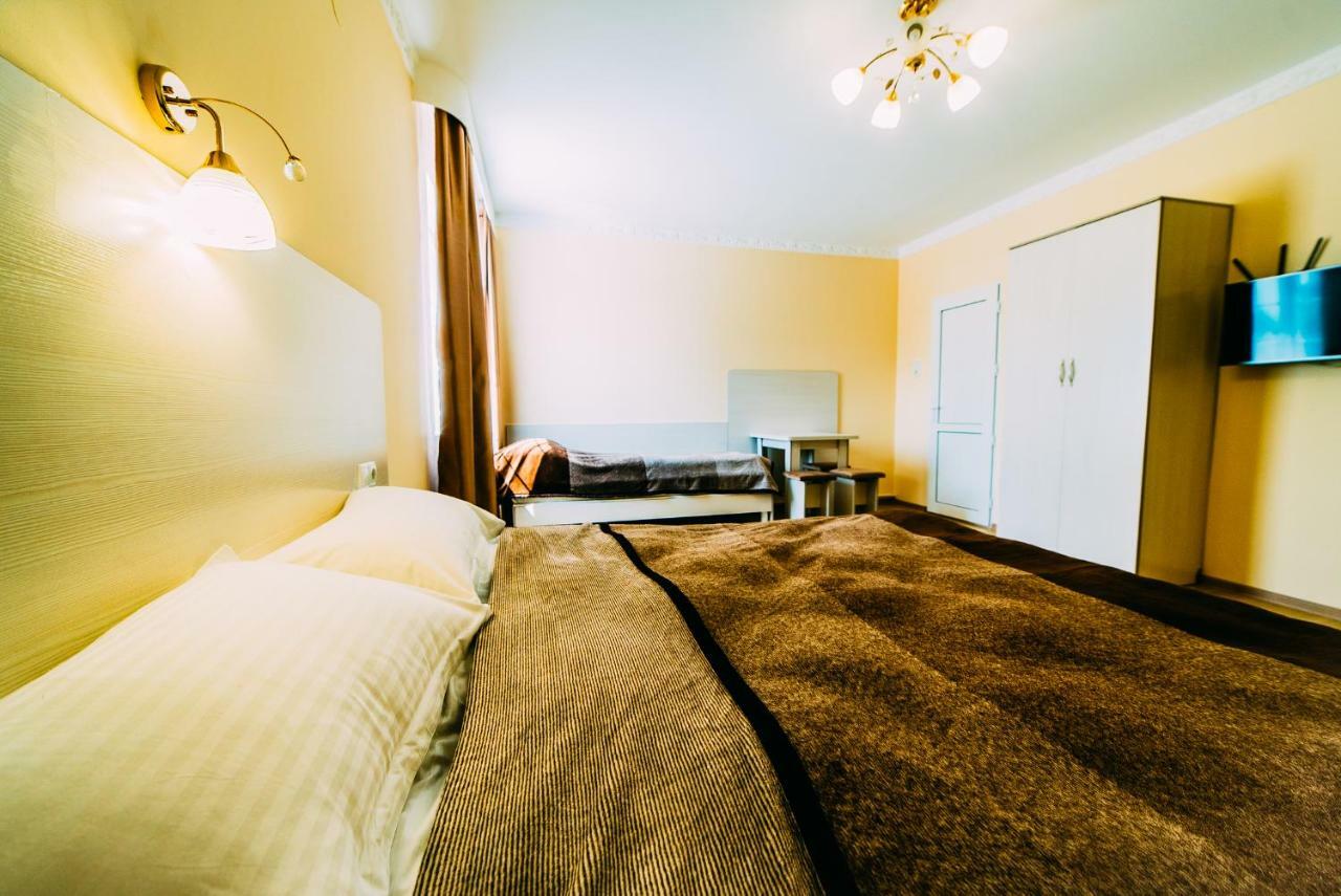 224 Hotell Almaty Eksteriør bilde